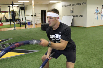GET LEAN AND RIPPED IN 15 MINUTES WITH THIS BATTLE ROPE WORKOUT