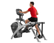 Cybex 525AT Arc Trainer