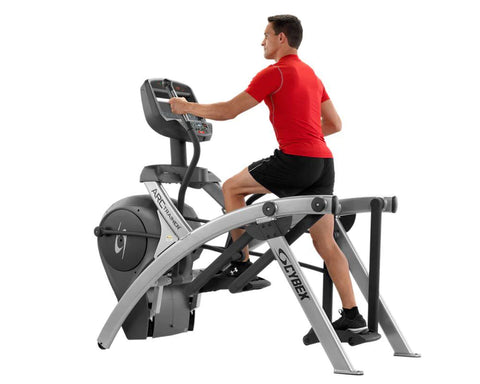 Cybex 525AT Arc Trainer